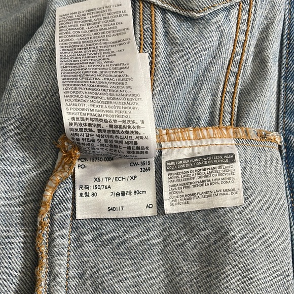Levi’s denim jacket - Picture 5 of 13